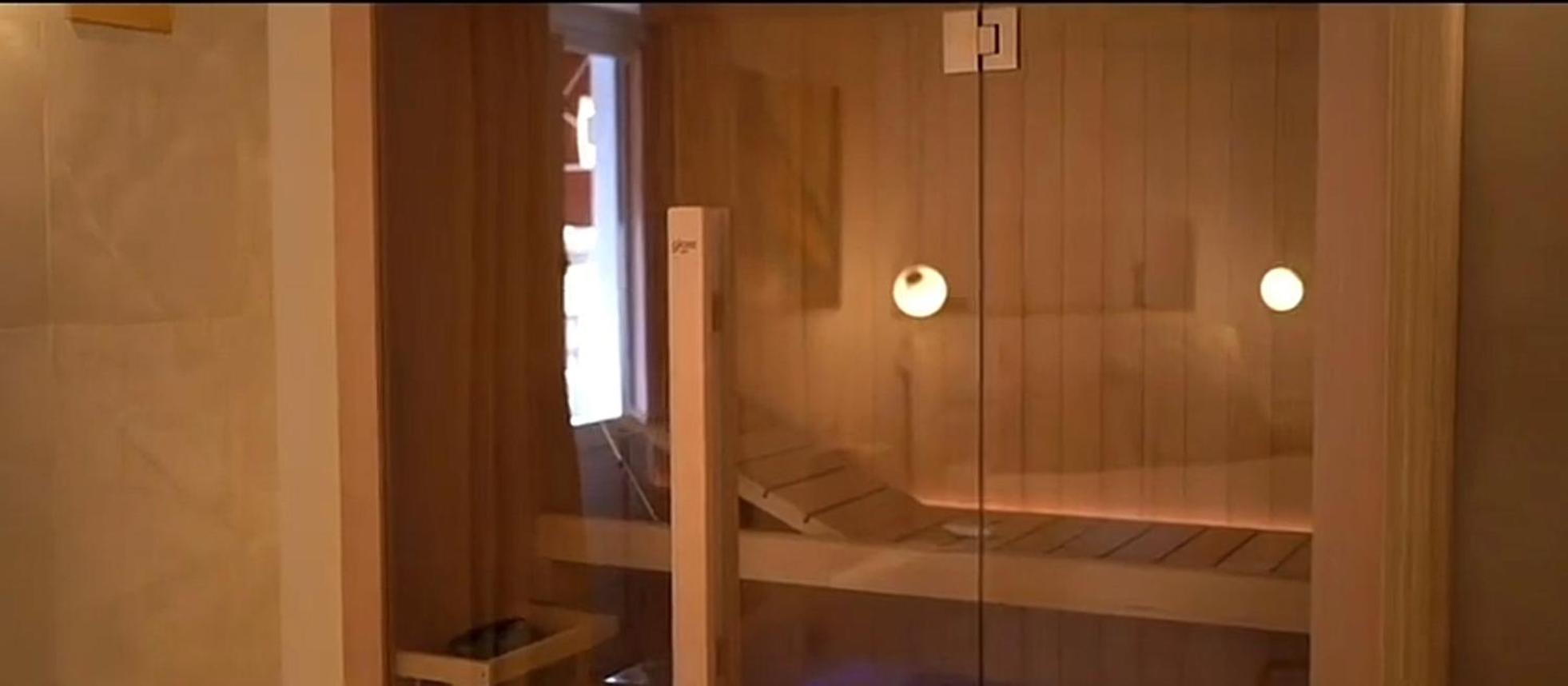 Nobilesuite Bed & Breakfast Aeroporto di Catania Fontana Rossa